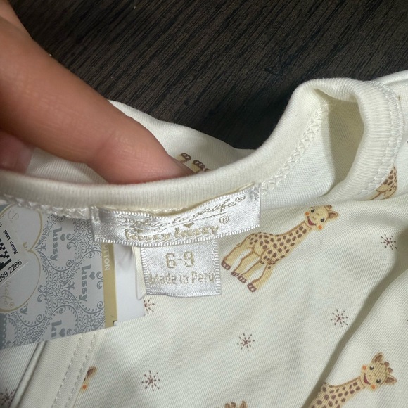 Kissy kissy Sophie la girafe Ecru Print Footie - Picture 3 of 9